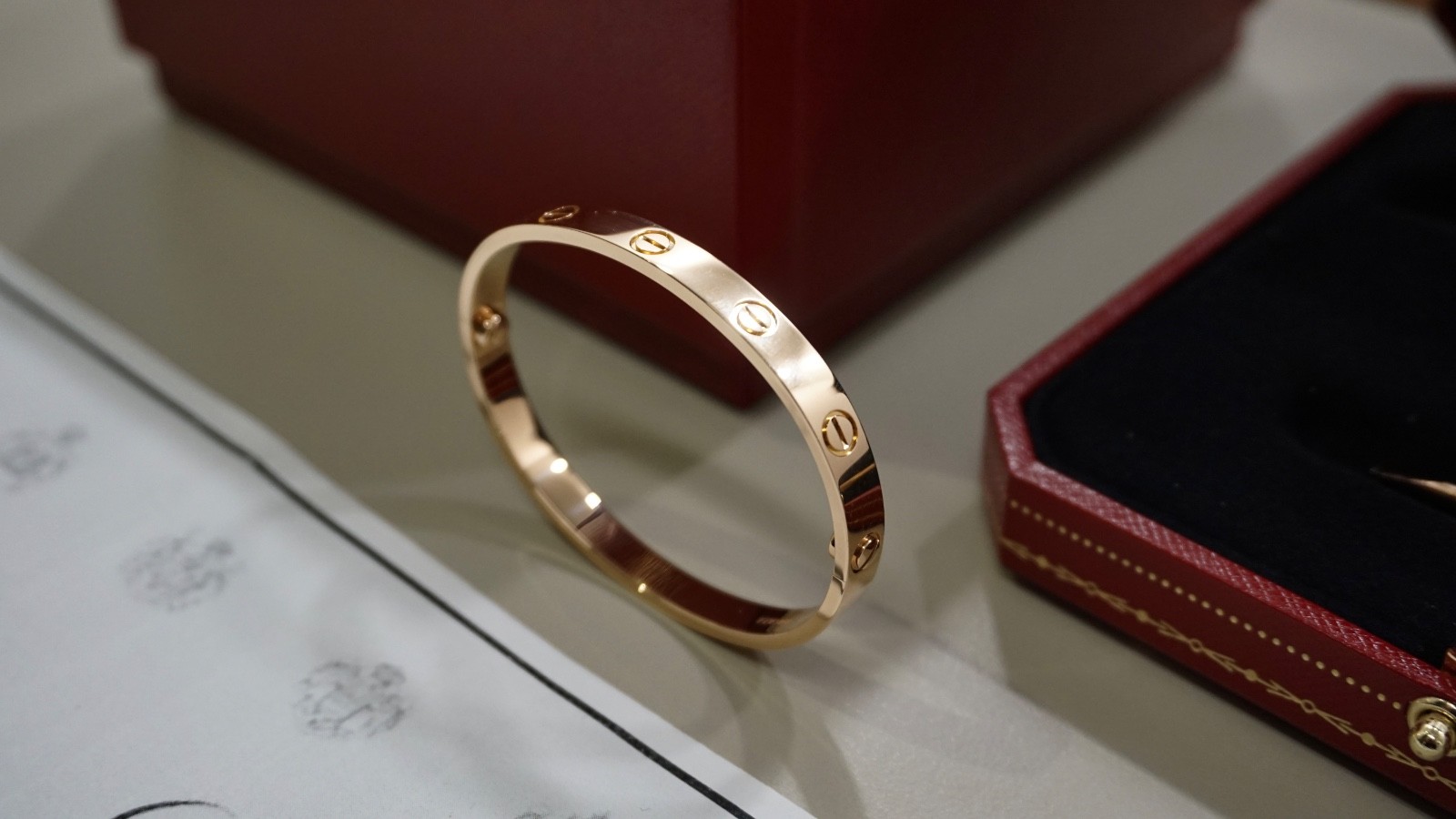 Cartier Classic Love Bracelet in Rose Gold B6067416 
