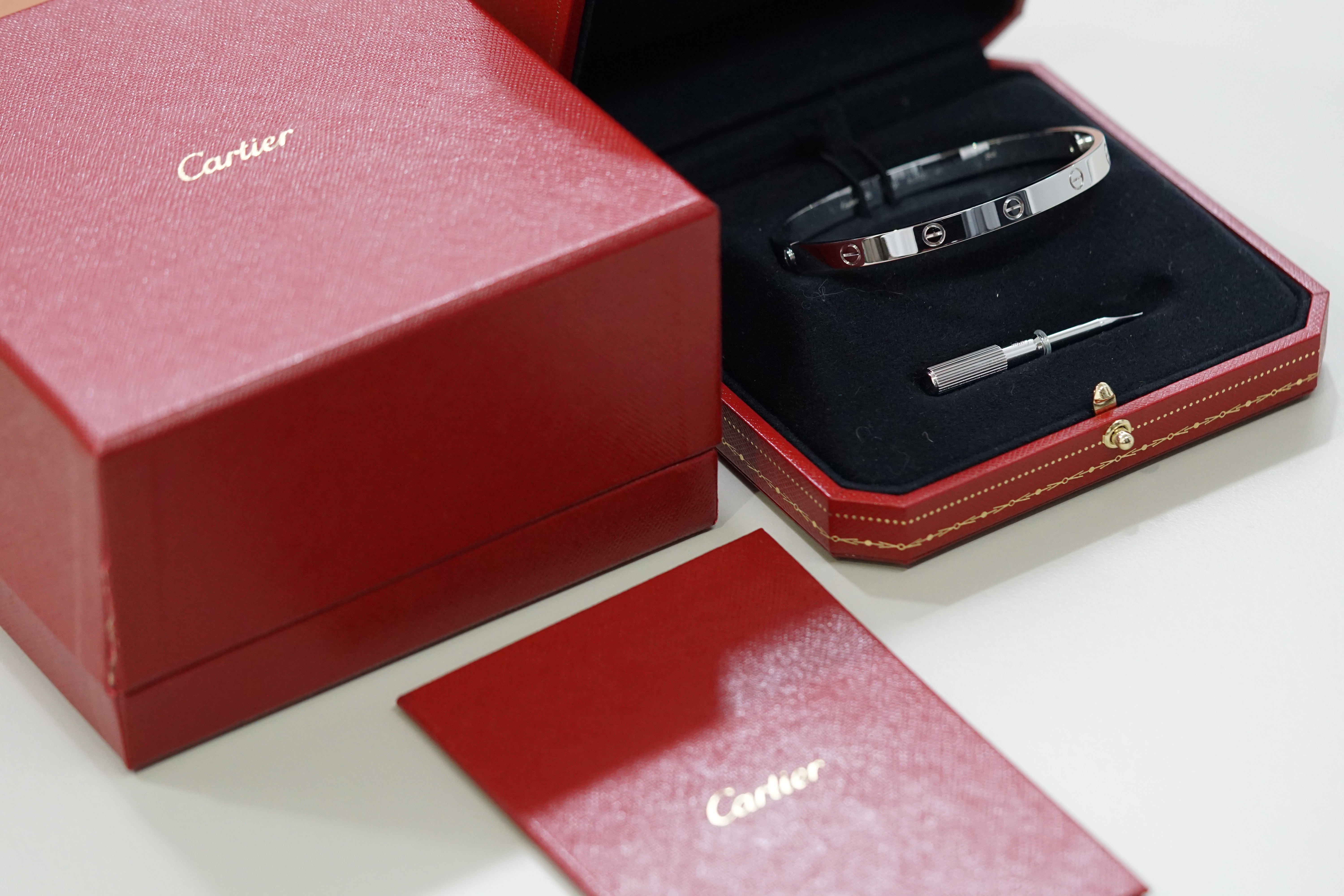 Cartier Love Bracelet 18k White Gold Size 20 